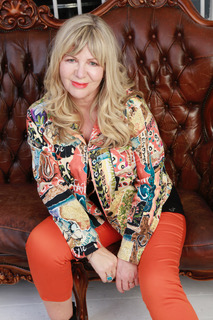 Janey Lee Grace Retreat at Homefield Grange