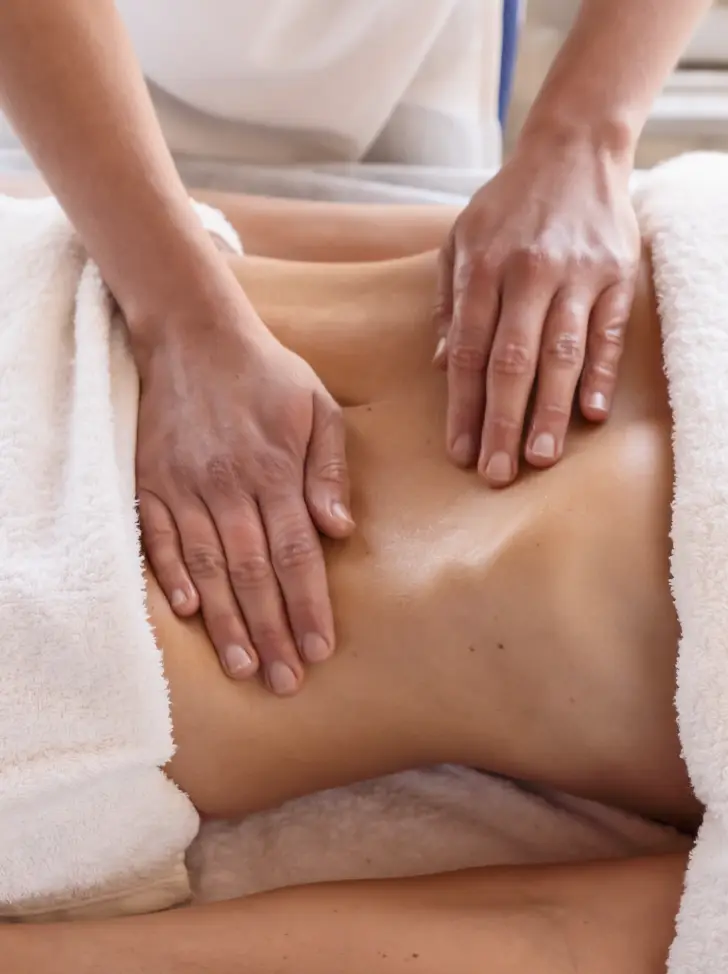 Women having a G5 Lymphatic Drainage Massage to support weight loss with Mournjaro