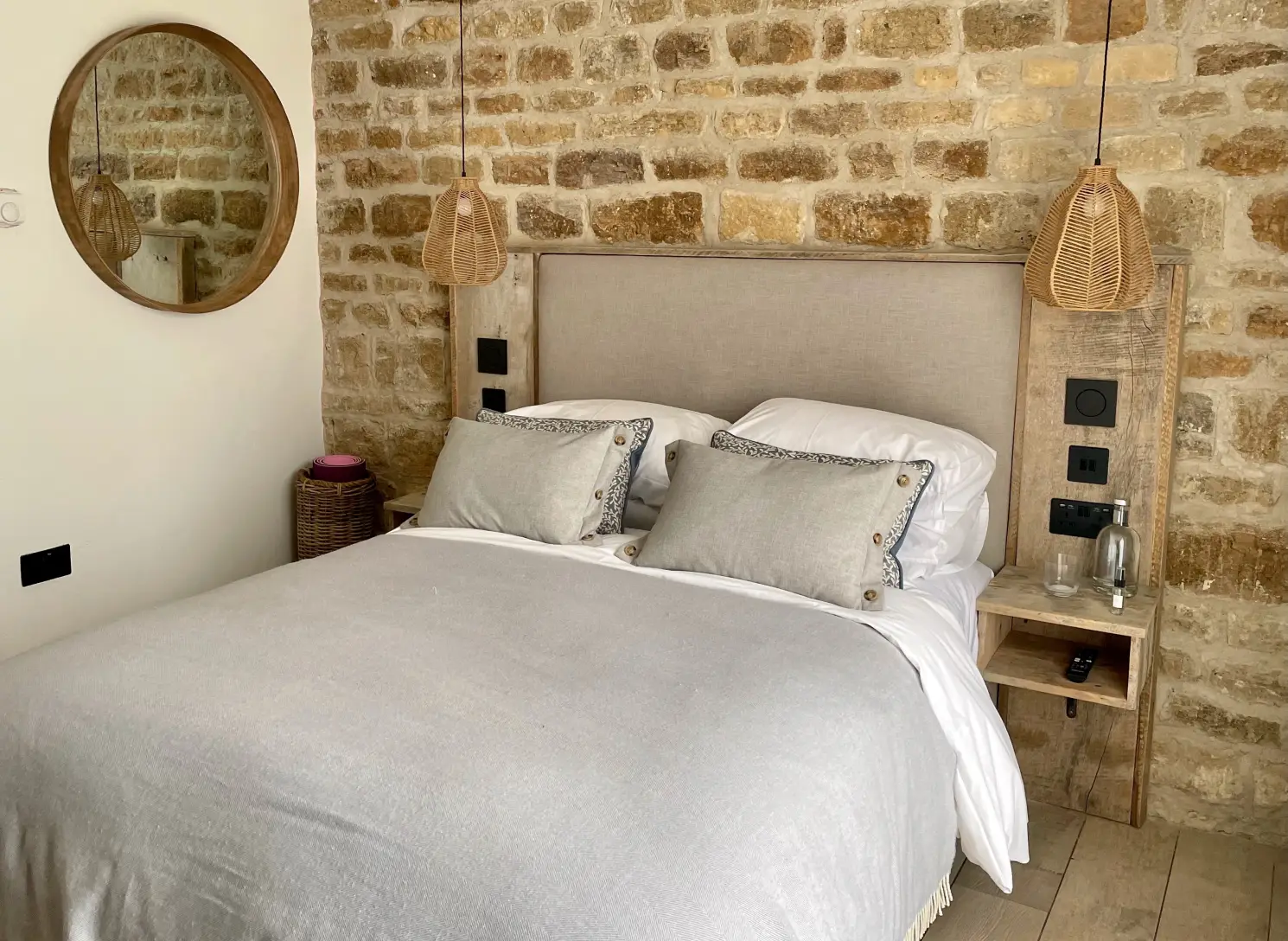 Comfortable bedroom at Homefield Grange for private retreat hire